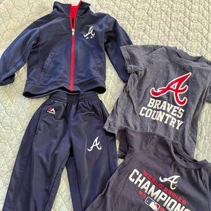 Atlanta Braves Toddler Tracksuit and T-shirts, size 2T